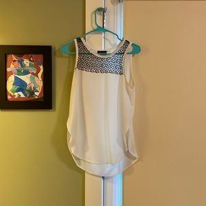 ASTR The Label White Sleeveless Top